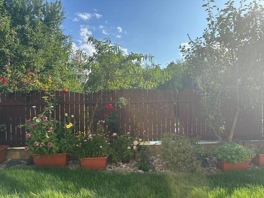 Family-Friendly Prague 5 Stay Екстериор снимка